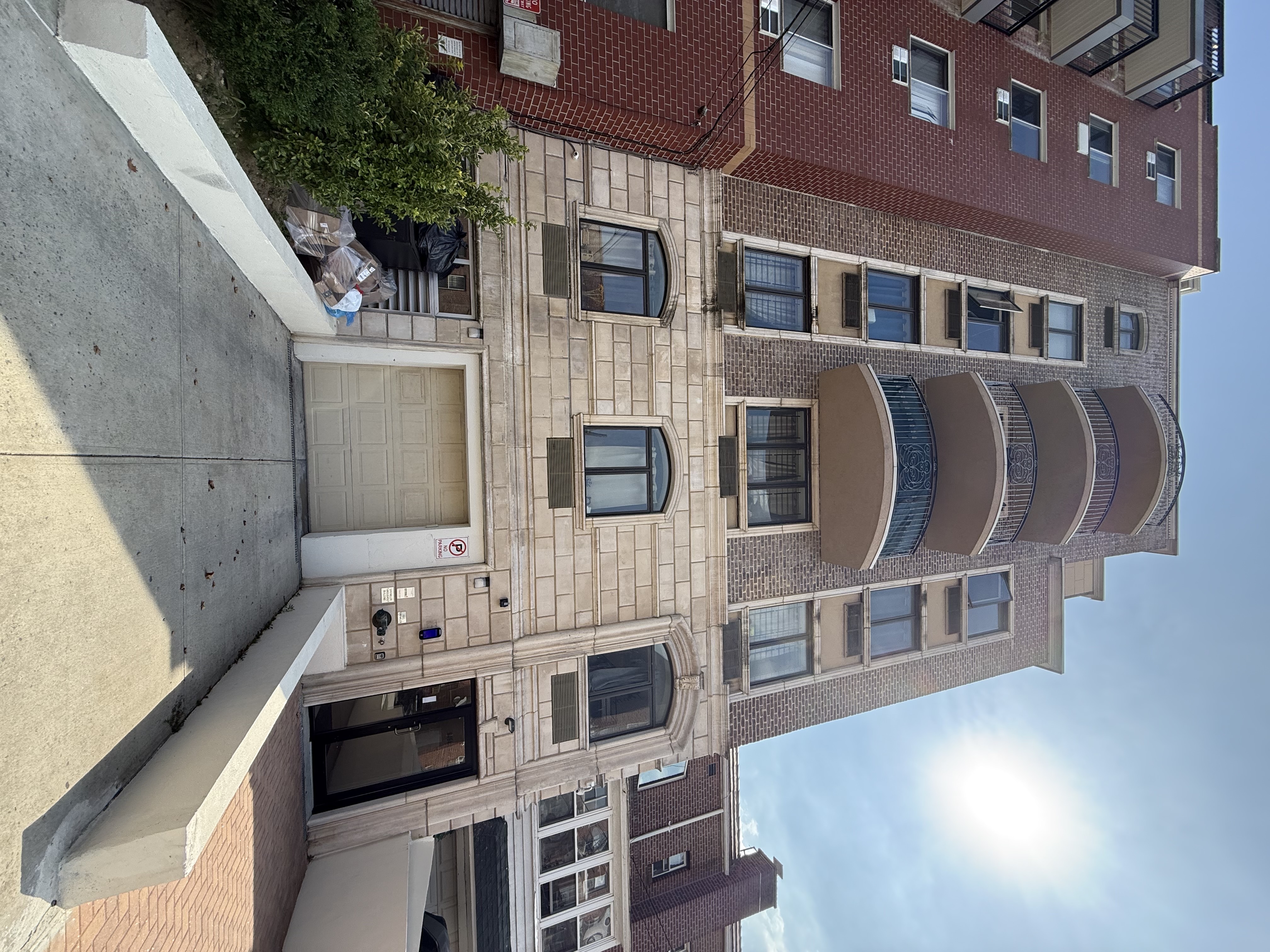 64-64 Wetherole Street